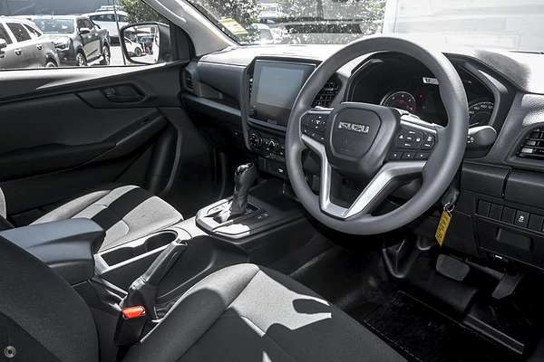 2025 Isuzu D-MAX SX 4X4