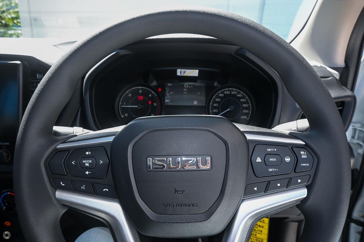 2025 Isuzu D-MAX SX 4X4
