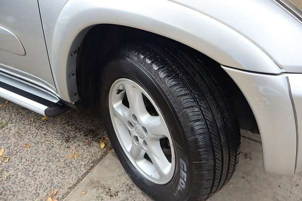 2003 Toyota RAV4 Cruiser (4x4) ACA21R