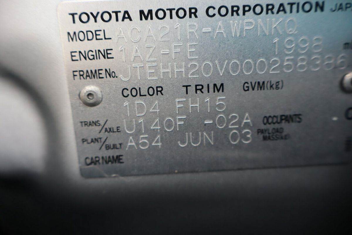 2003 Toyota RAV4 Cruiser (4x4) ACA21R