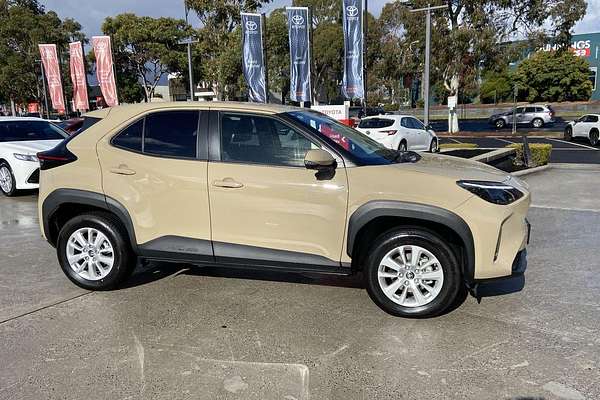 2023 Toyota Yaris Cross GXL MXPJ10R