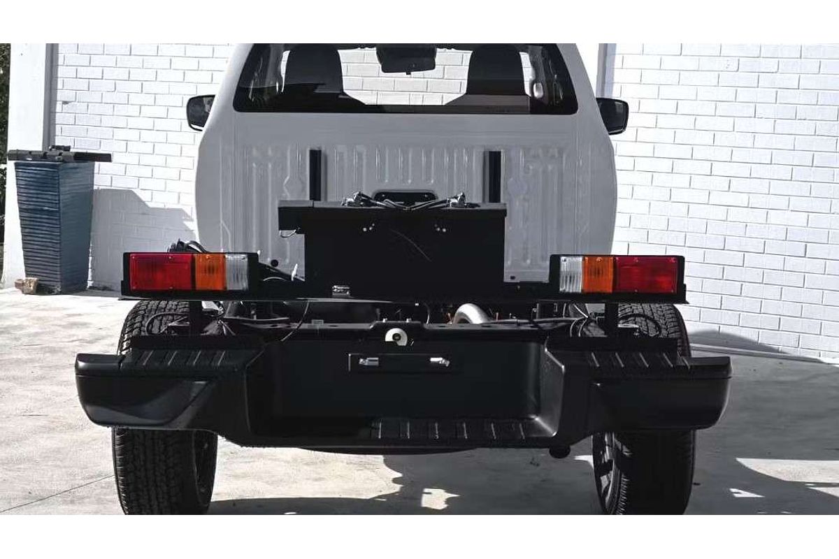 2025 Isuzu D-MAX SX High Ride Rear Wheel Drive
