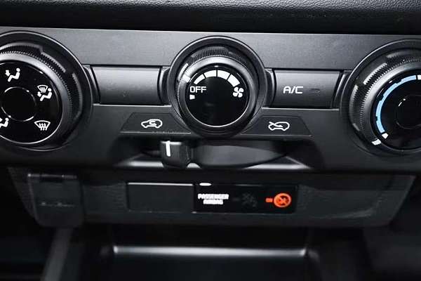 2025 Isuzu D-MAX SX High Ride Rear Wheel Drive