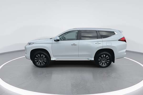 2022 Mitsubishi Pajero Sport GLS QF