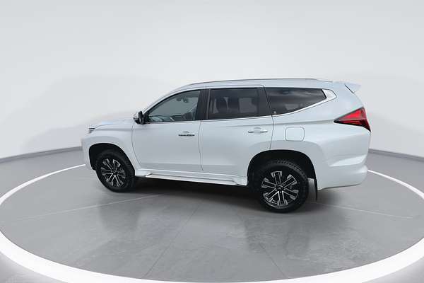 2022 Mitsubishi Pajero Sport GLS QF