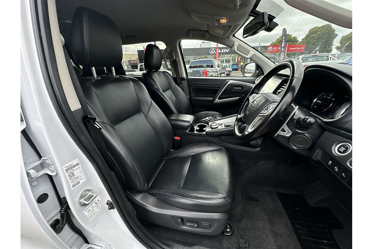 2022 Mitsubishi Pajero Sport GLS QF