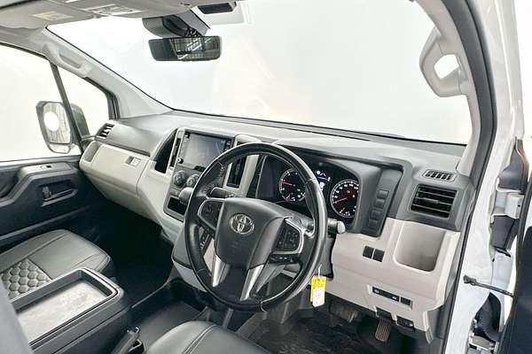 2022 Toyota Hiace GDH320R