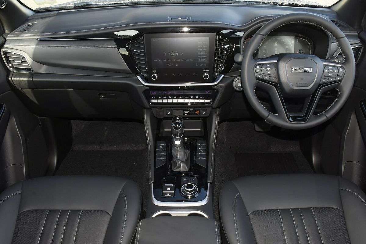 2025 Isuzu MU-X LS-T