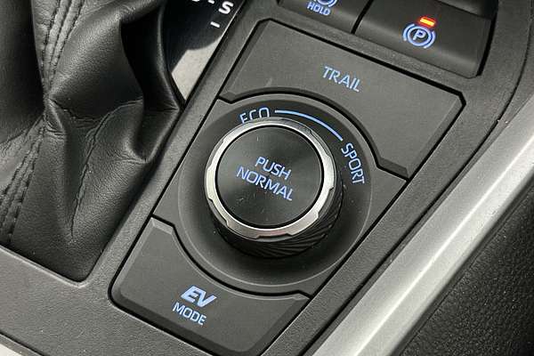 2021 Toyota RAV4 GXL AXAH54R