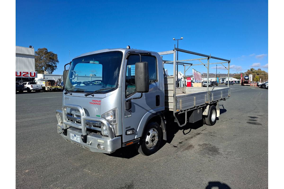 2014 Isuzu N Series NPR 200/275 Premium 4x2