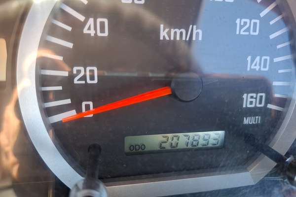 2014 Isuzu N Series NPR 200/275 Premium 4x2