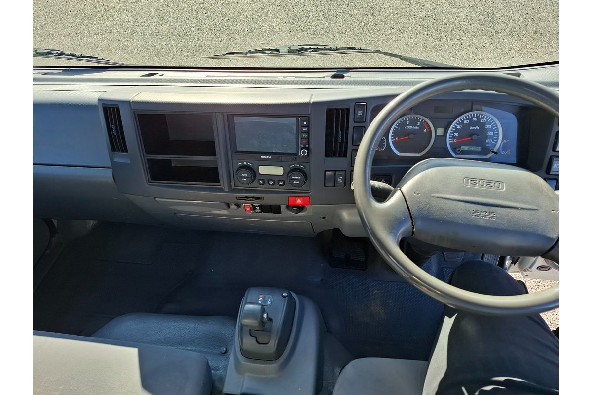 2014 Isuzu N Series NPR 200/275 Premium 4x2