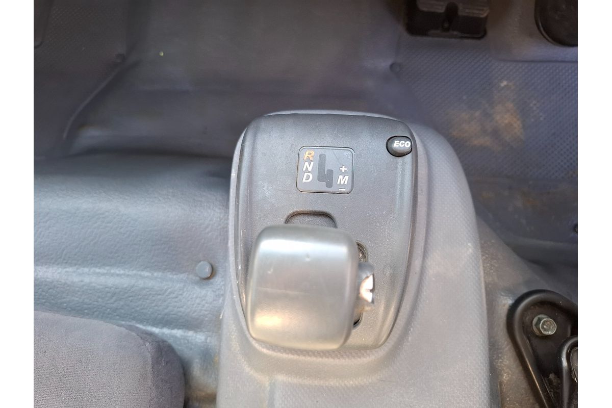 2014 Isuzu N Series NPR 200/275 Premium 4x2
