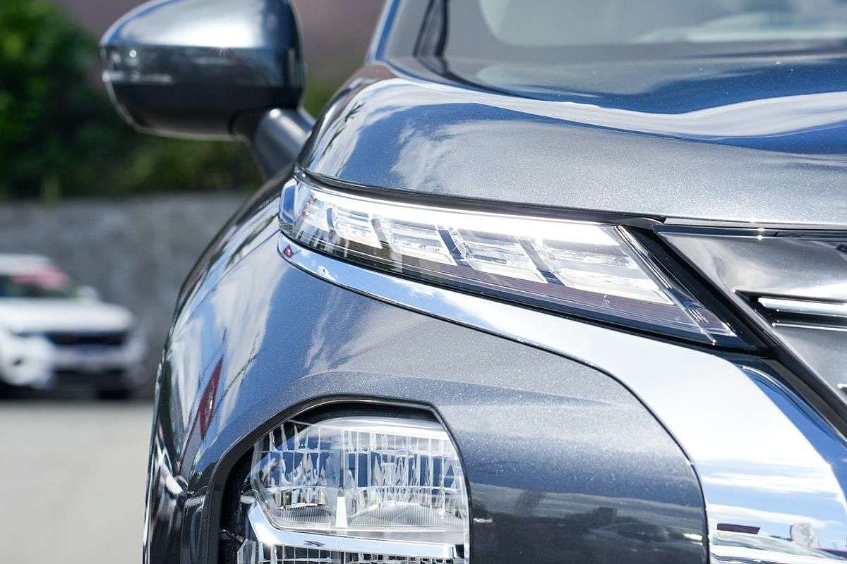 2025 Mitsubishi Outlander PHEV Exceed ZM