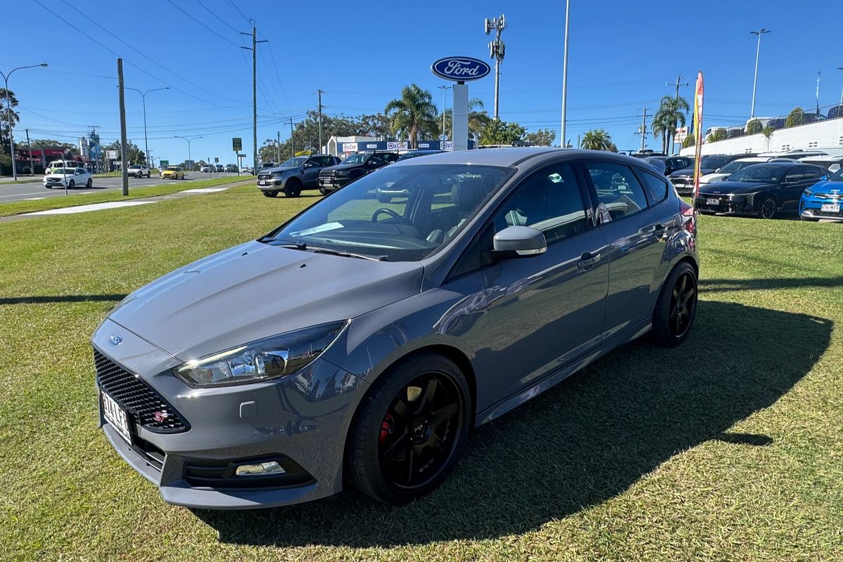 2016 Ford Focus ST LZ