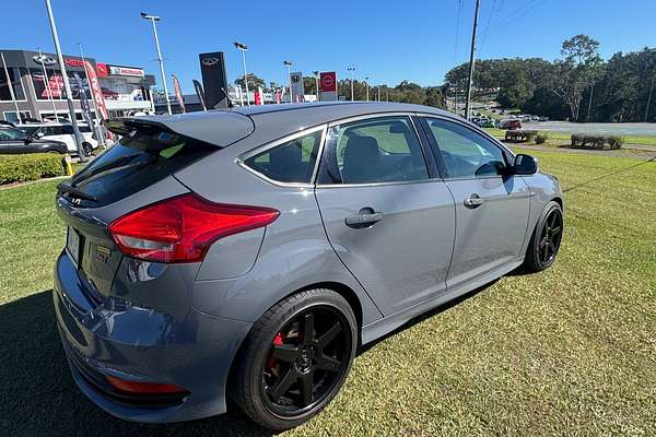 2016 Ford Focus ST LZ