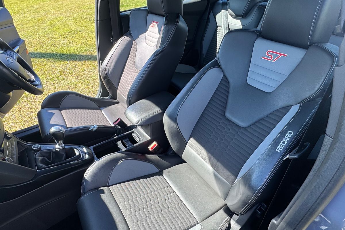 2016 Ford Focus ST LZ
