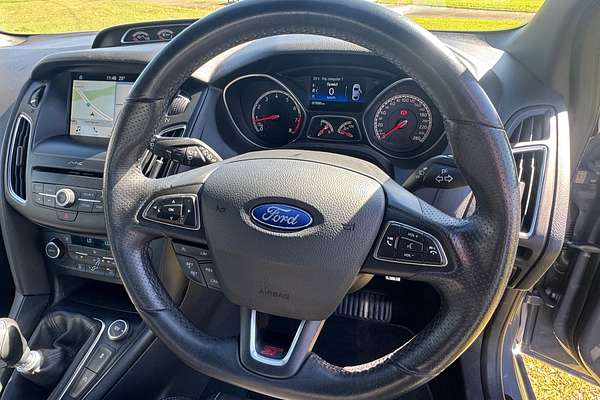 2016 Ford Focus ST LZ