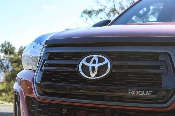 2018 Toyota Hilux Rogue GUN126R 4X4