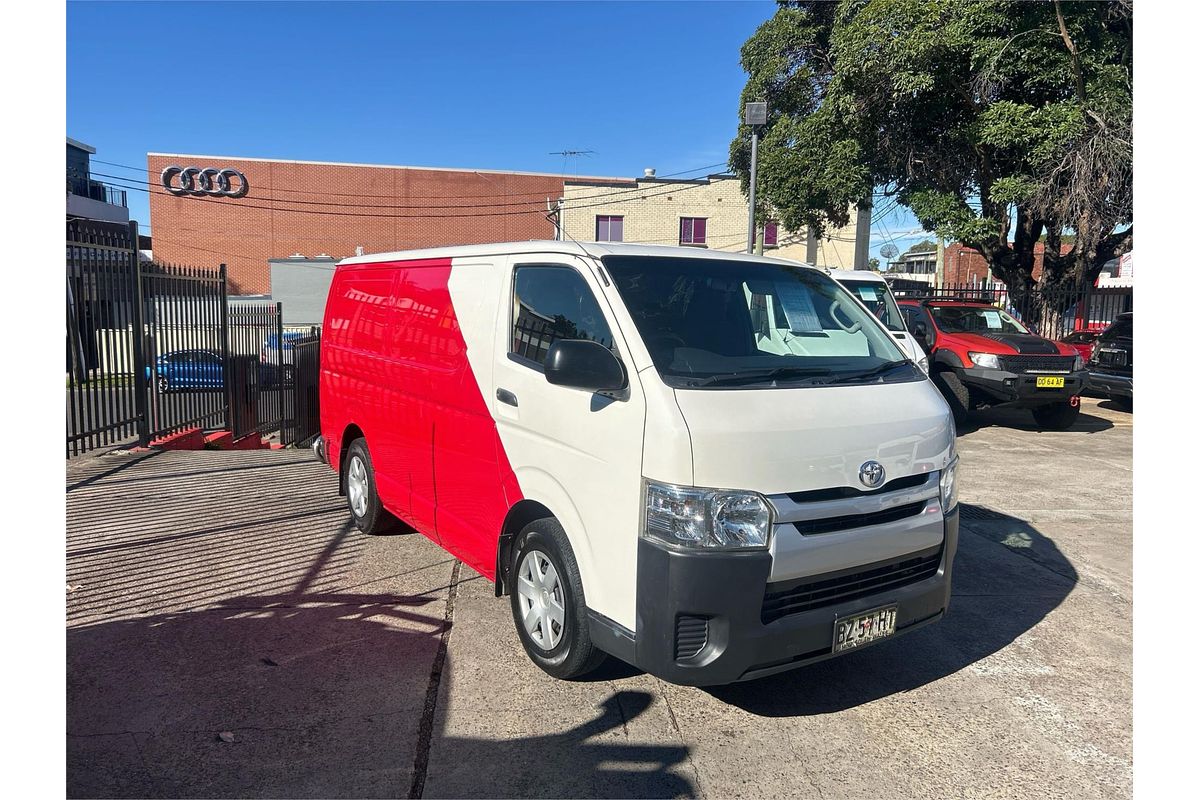 2013 Toyota Hiace TRH201R LWB