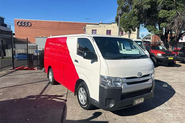 2013 Toyota Hiace TRH201R LWB