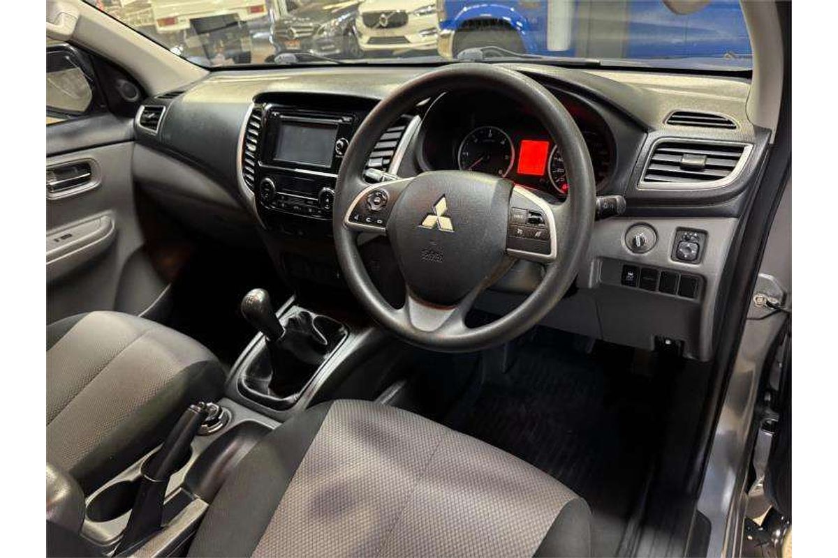 2016 Mitsubishi Triton GLX+ MQ 4X4