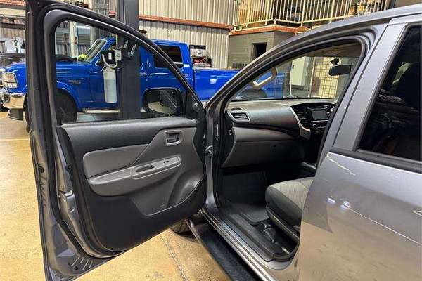 2016 Mitsubishi Triton GLX+ MQ 4X4