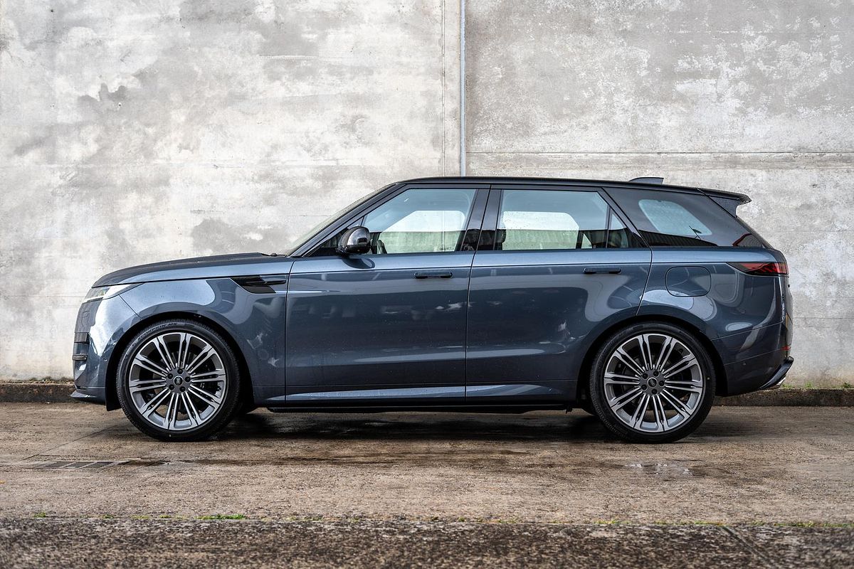 2025 Land Rover Range Rover Sport PHEV P460e Dynamic HSE L461