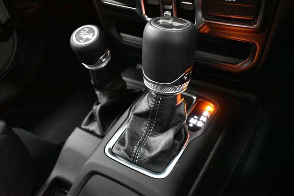 2024 Jeep Wrangler Unlimited Overland JL