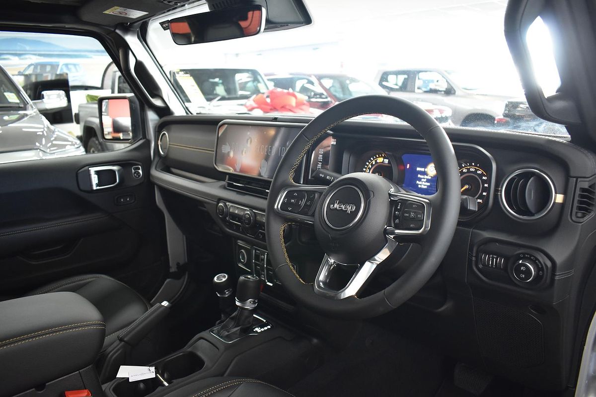 2024 Jeep Wrangler Unlimited Overland JL