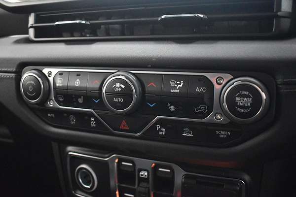 2024 Jeep Wrangler Unlimited Overland JL