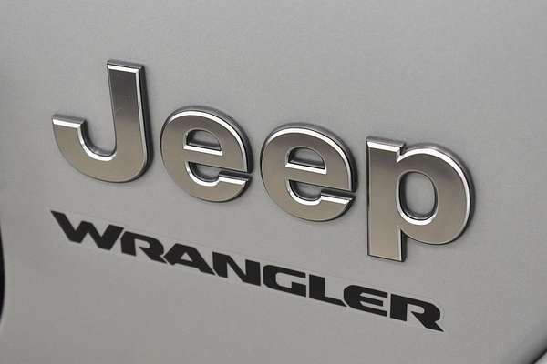 2024 Jeep Wrangler Unlimited Overland JL