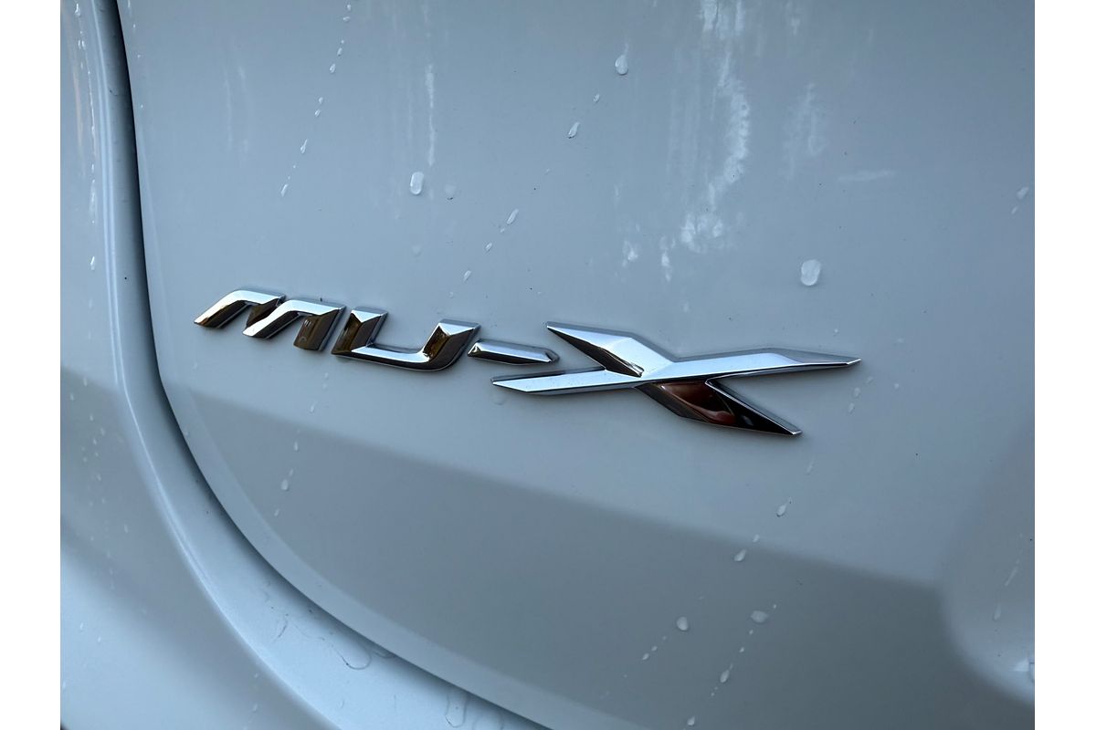 2025 Isuzu MU-X LS-T