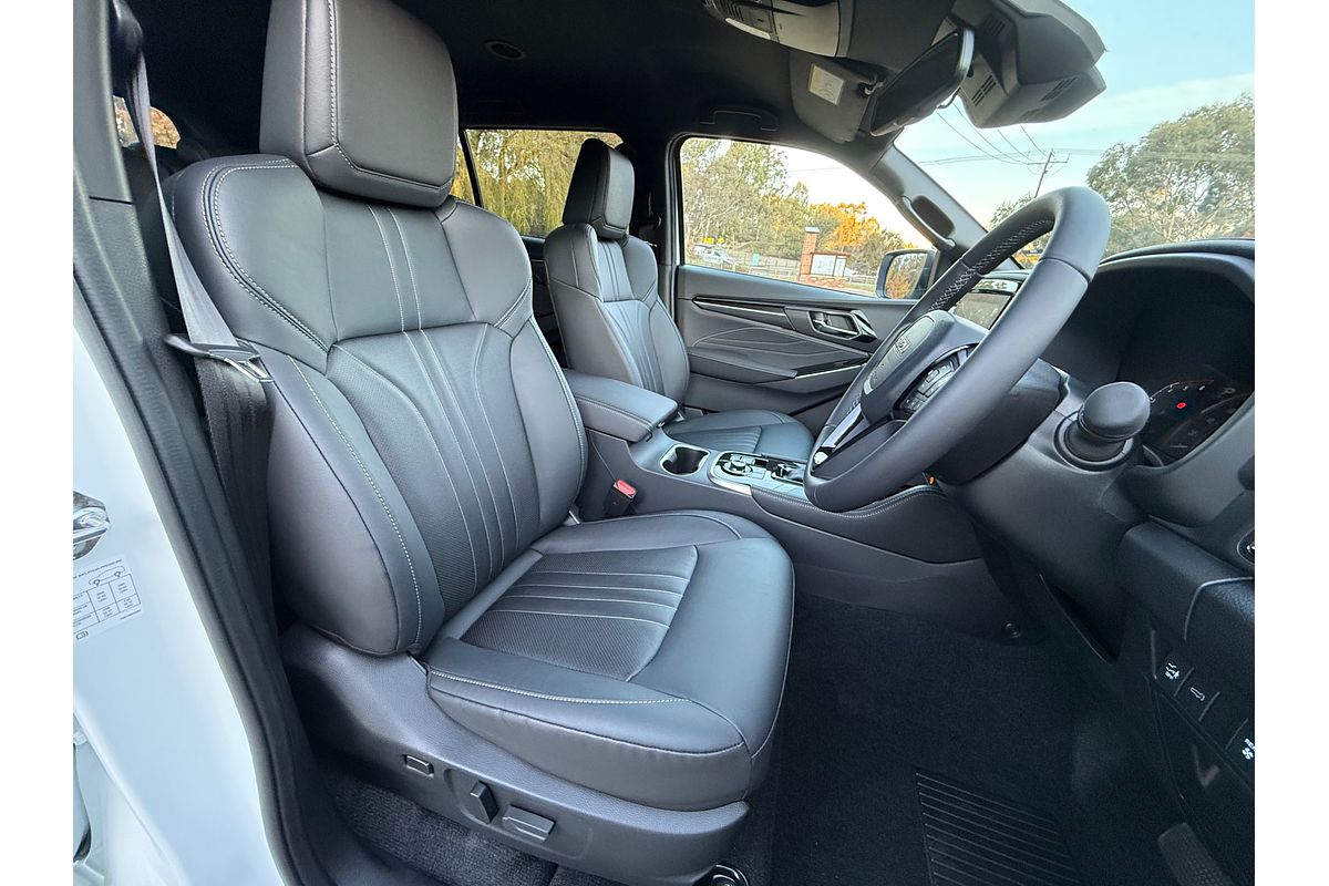 2025 Isuzu MU-X LS-T