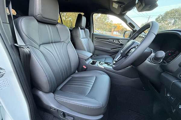 2025 Isuzu MU-X LS-T