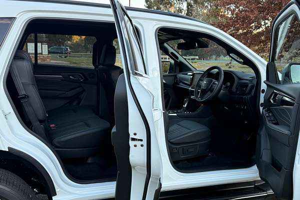2025 Isuzu MU-X LS-T
