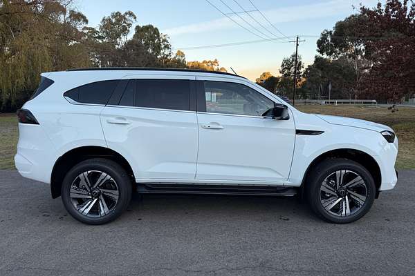 2025 Isuzu MU-X LS-T
