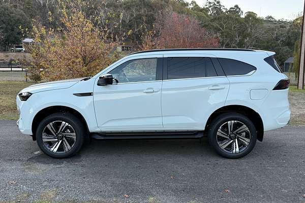 2025 Isuzu MU-X LS-T