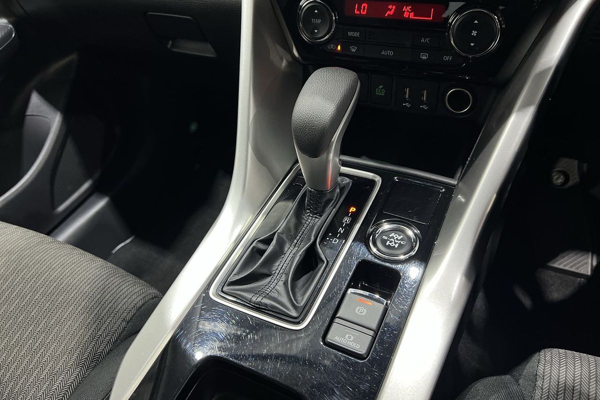 2023 Mitsubishi Eclipse Cross LS YB