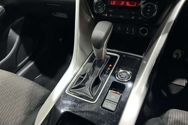 2023 Mitsubishi Eclipse Cross LS YB