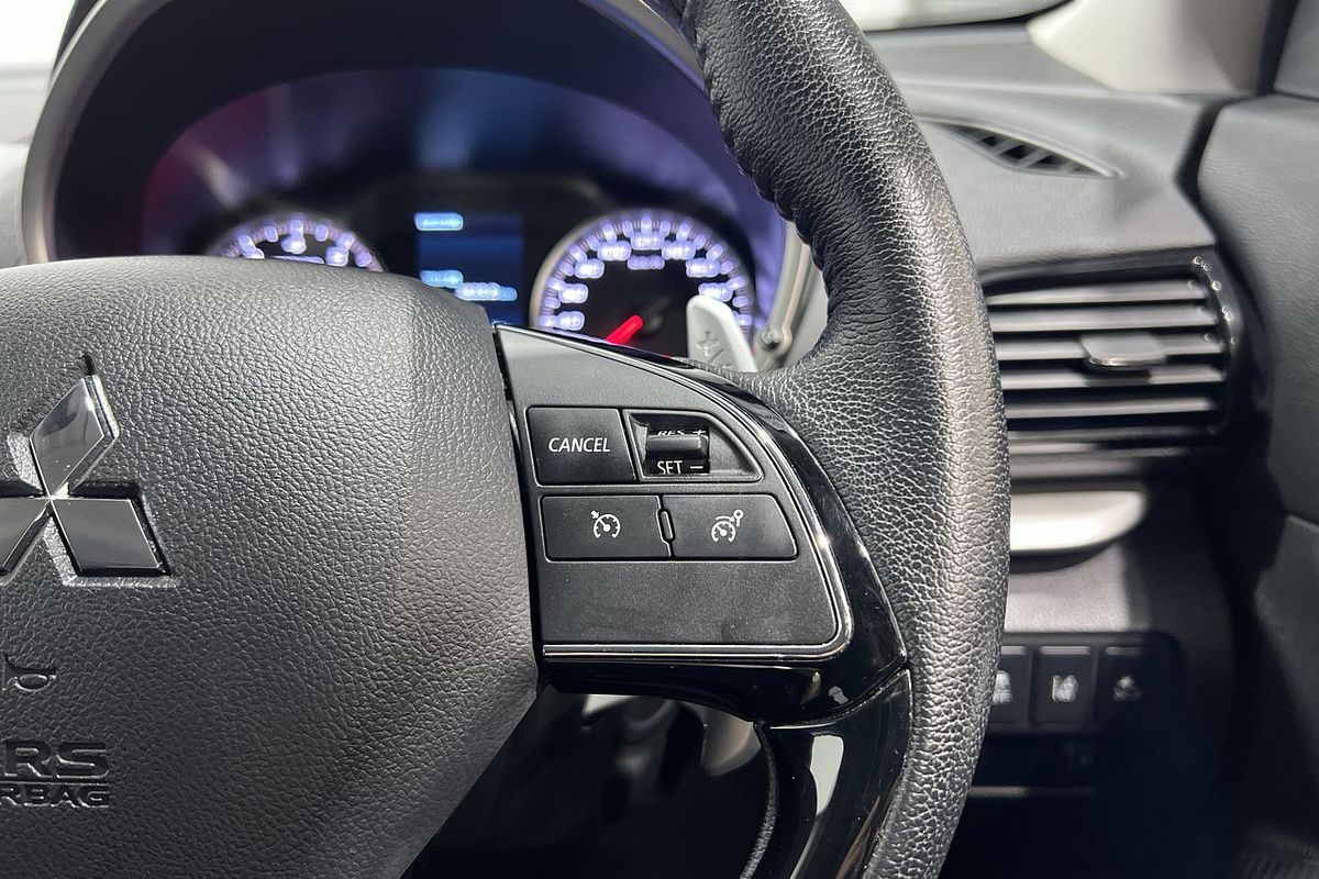 2023 Mitsubishi Eclipse Cross LS YB