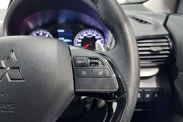 2023 Mitsubishi Eclipse Cross LS YB