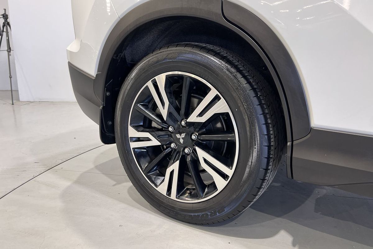 2023 Mitsubishi Eclipse Cross LS YB
