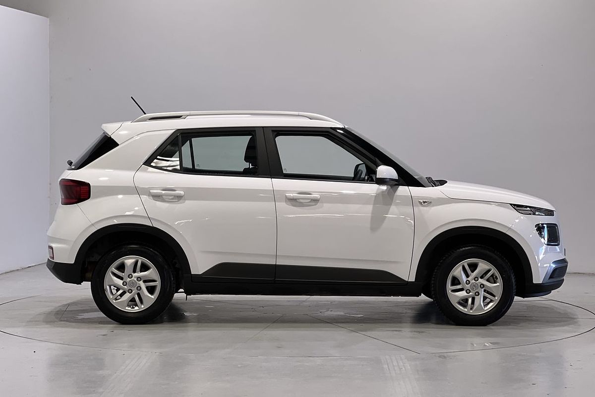 2023 Hyundai Venue QX.V5