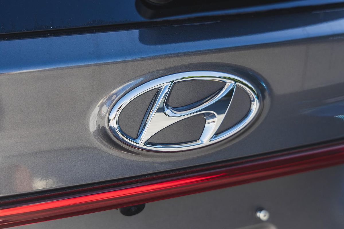2023 Hyundai Santa Fe Hybrid Highlander TM.V4
