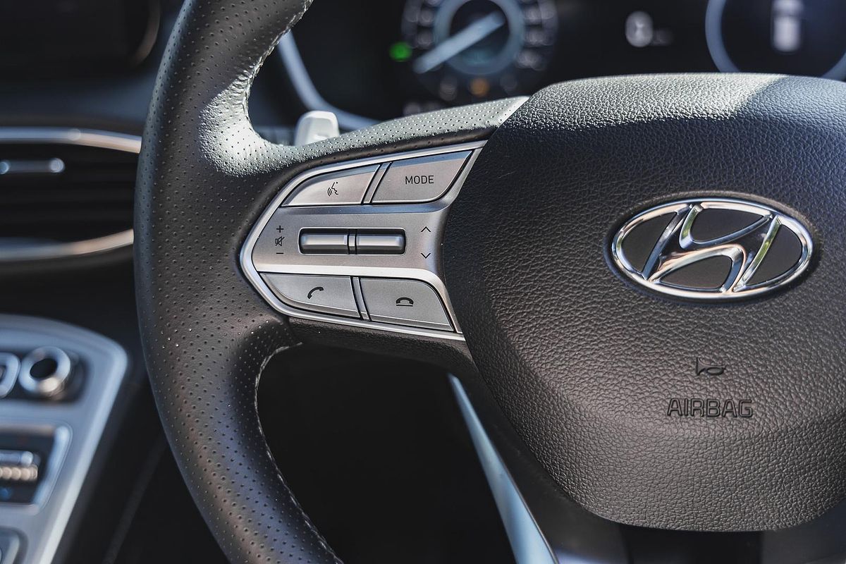 2023 Hyundai Santa Fe Hybrid Highlander TM.V4