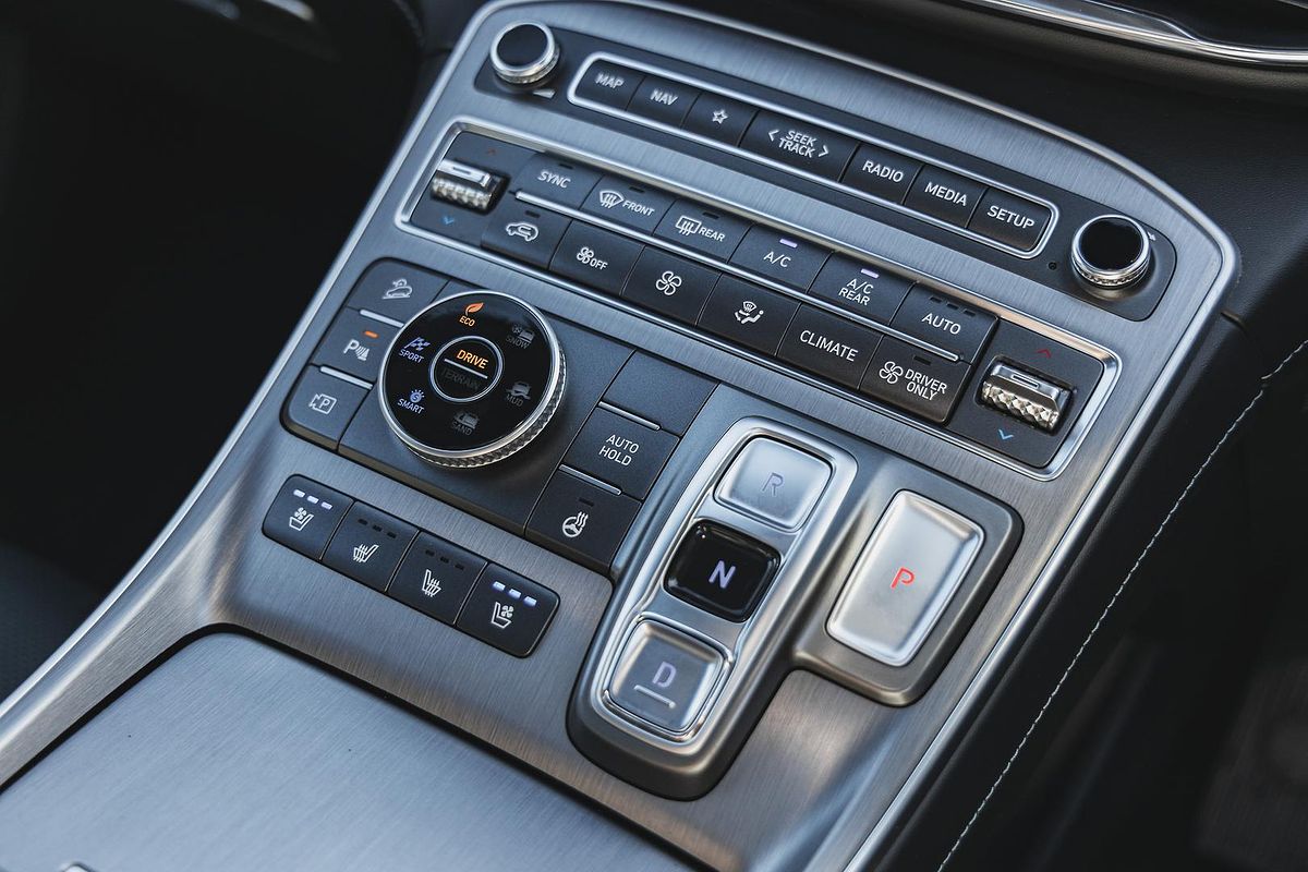 2023 Hyundai Santa Fe Hybrid Highlander TM.V4