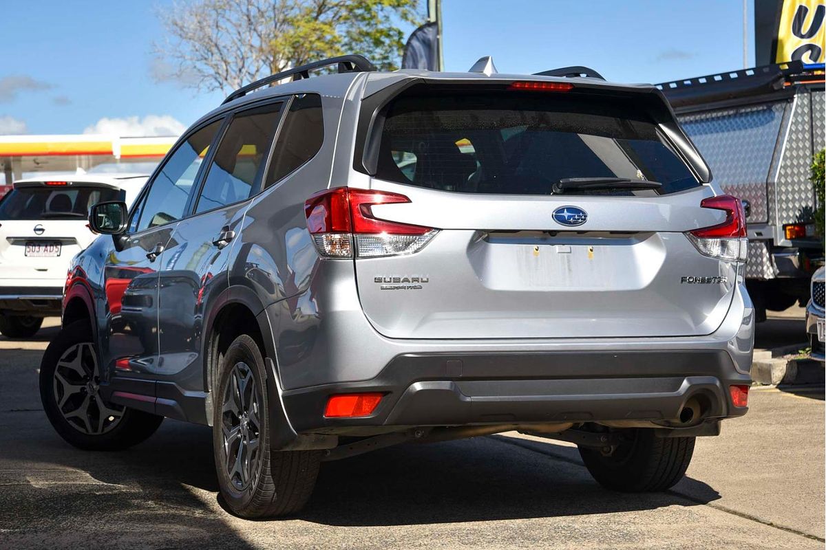 2022 Subaru Forester 2.5i S5