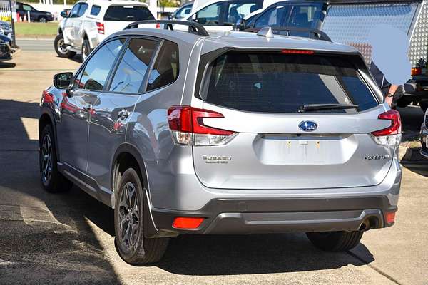 2022 Subaru Forester 2.5i S5