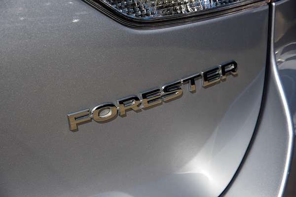 2022 Subaru Forester 2.5i S5